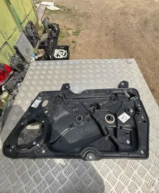 Volkswagen Golf VI Front window lifting mechanism without motor 5K1837730P 5K0837462B 915816105