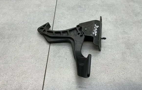 Peugeot 2008 II Engine bonnet/hood lock/latch loop/hook 9826496880