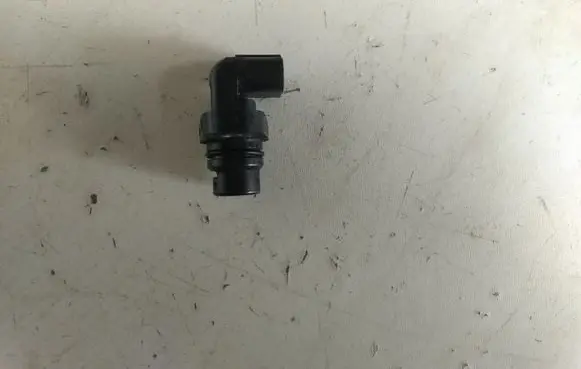 Mazda 3 I Crankshaft position sensor J5T30471