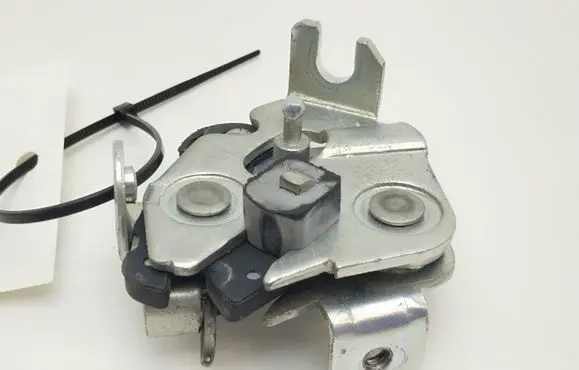 Mercedes-Benz CLK A208 C208 Seat back rest lock catch 