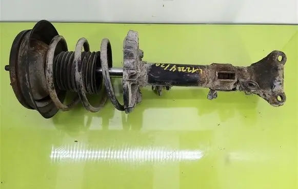 Mercedes-Benz C W203 Front shock absorber with coil spring 824904553412