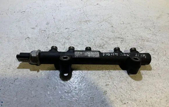 Ford Fiesta Fuel main line pipe 9685297580 28497Z01