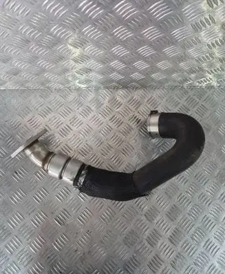 Opel Insignia A Turbo air intake inlet pipe/hose 23202804