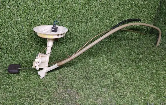 Audi A6 S6 C5 4B Fuel level sensor 4B0201317T