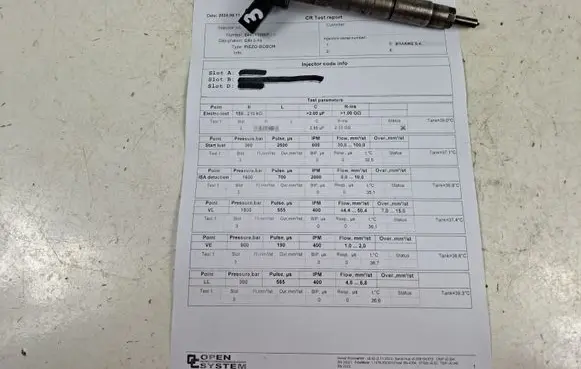 BMW 1 E81 E87 Fuel injector 0445116001