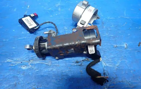 Opel Insignia A Ignition lock
