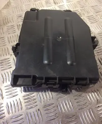 Audi A8 S8 D3 4E Bluetooth control unit module 4E0937121 4E0937587