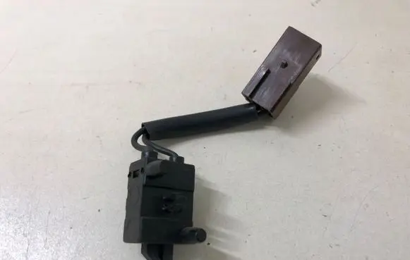 Clutch pedal sensor