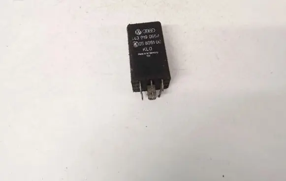 Audi 100 S4 C4 Other relay 443919096A 05896100
