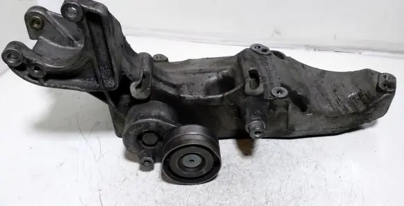 Renault Laguna II Generator/alternator bracket 8200115762