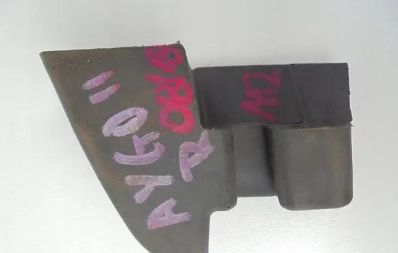 Toyota Aygo AB40 Fender foam support/seal 