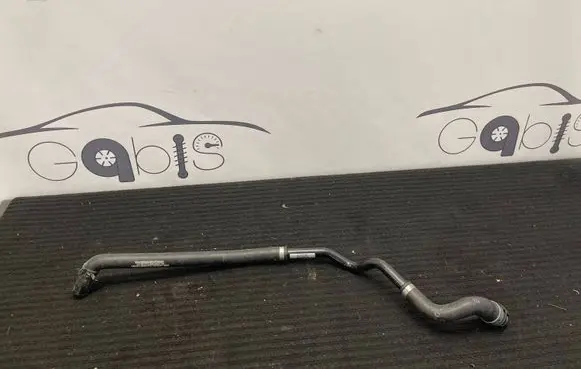 Mercedes-Benz GLE (W166 - C292) Engine coolant pipe/hose A1665004000