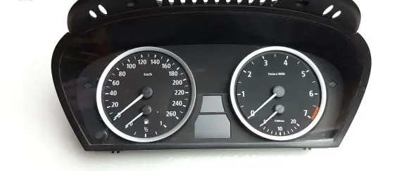 BMW 5 E60 E61 Speedometer (instrument cluster) 6937610 M5637