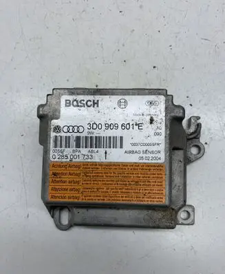 Volkswagen Touareg I Airbag control unit/module 3D0909601E 0285001733