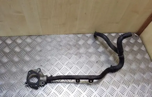 KIA Sorento Engine coolant pipe/hose