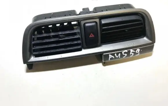 Subaru Impreza II Dash center air vent grill e5615161100 e561-5161-100