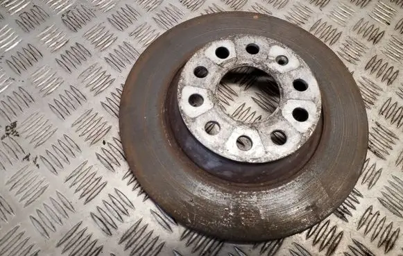 Volkswagen PASSAT CC Rear brake disc
