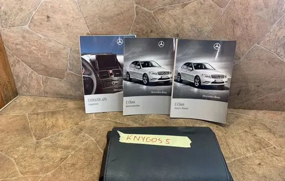 Mercedes-Benz C W204 User manual 