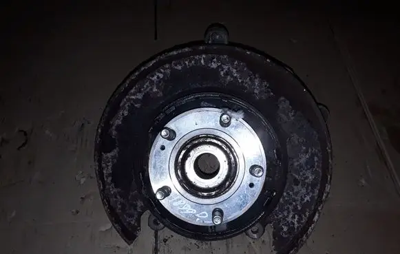KIA Sorento Front wheel hub NOCODE