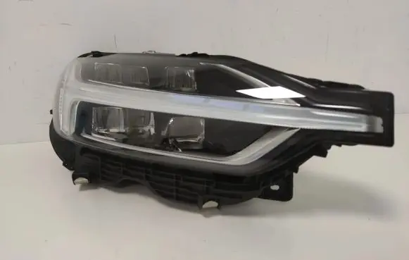 Volvo XC60 Headlight/headlamp 20200420 10606500000 111100686961