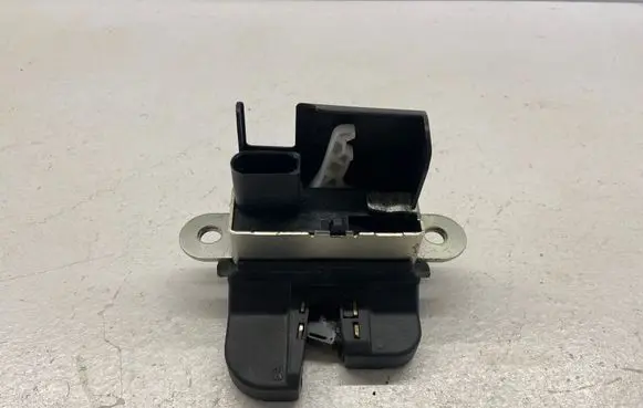 Volkswagen Up Tailgate/trunk/boot lock/catch/latch 1S0827645 5g0827505d