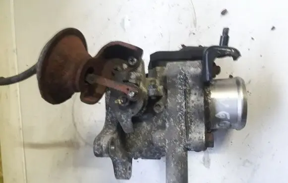 Honda CR-V Engine shut-off valve 