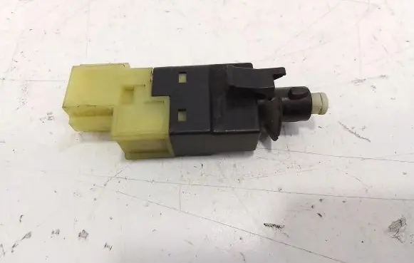 Mercedes-Benz A W169 Brake pedal sensor switch A0015454409