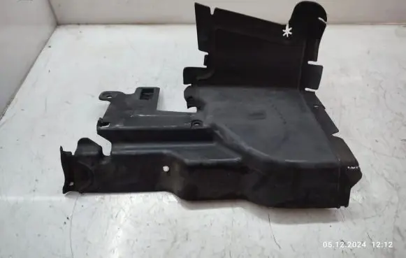 Volvo V70 Intercooler air guide/duct channel 31383692