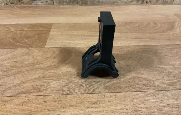 Opel Meriva B Radiator mount bracket 13262692