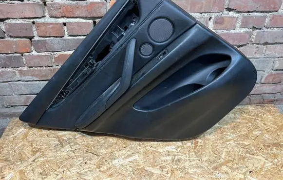 BMW X5 F15 Rear door card panel trim