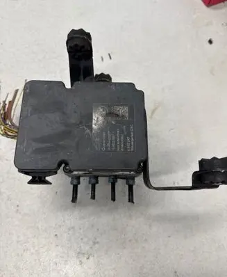 BMW 1 F20 F21 ABS Pump 6862247 28562040203 10062232911