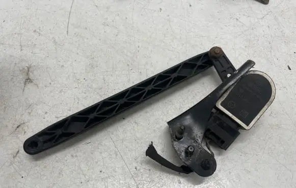 Mercedes-Benz S W222 Headlight/headlamp level sensor A2229050503