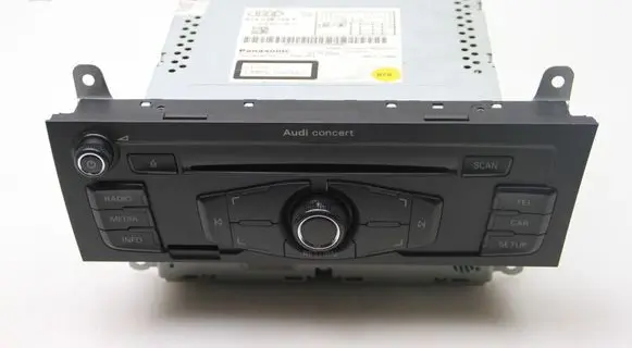 Audi A4 S4 B8 8K CD/DVD changer 8T2035183P