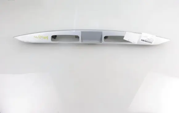 Hyundai Accent Trunk door license plate light bar 737125700