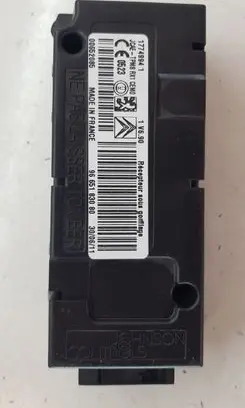 Peugeot 5008 Bluetooth control unit module 9665183080