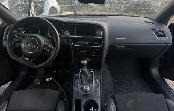 Audi A5 8T 8F Dashboard