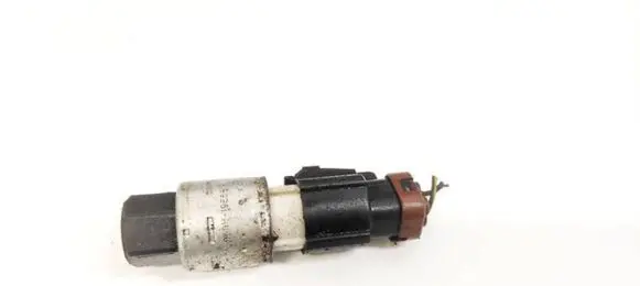 Ford Kuga I Air conditioning (A/C) pressure sensor 95BW19E561AA 95BW-19E561AA