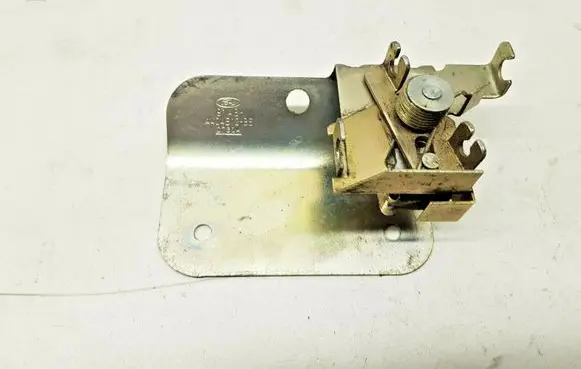 Ford Escort Tailgate/trunk/boot lock/catch/latch 91ABA404B12BE