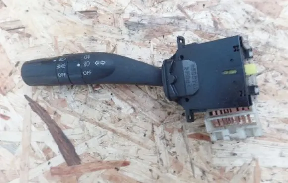 Subaru Forester SH Indicator stalk 17A0895