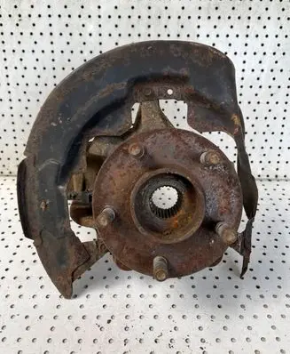 Ford Kuga I Front wheel hub spindle knuckle 8V413K171