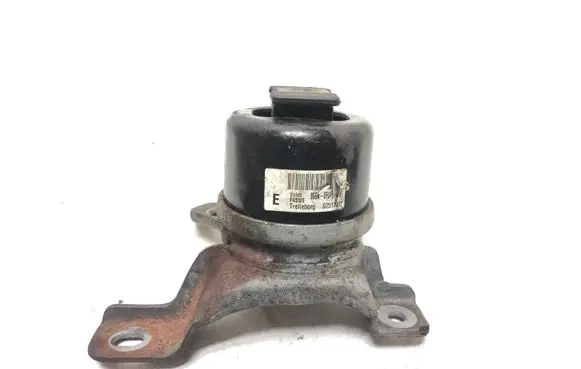 Volvo XC60 Engine mount bracket 30793318 8G9N6F012BB