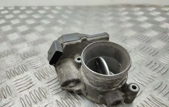 Volkswagen Transporter - Caravelle T5 Throttle body valve 03L128063H
