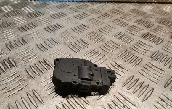 Mercedes-Benz S W221 Intake manifold valve actuator/motor A2218200042 2219066900