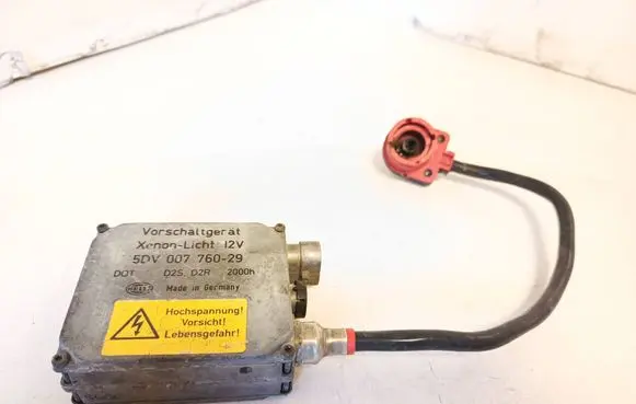 BMW X5 E53 Headlight ballast module Xenon 5DV00776029 D2SD2R 20005