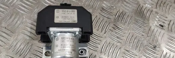 Volkswagen Phaeton Charging relay 3D0919083