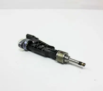BMW X2 F39 Fuel injector 8656548