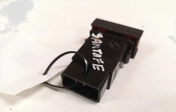 Hyundai Santa Fe Hazard light switch 864W0140