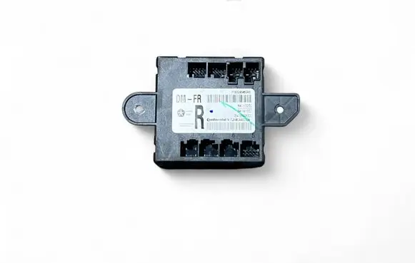 Dodge Durango III Door control unit/module 68245460AB