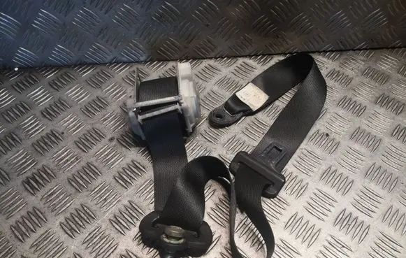 Rear seatbelt