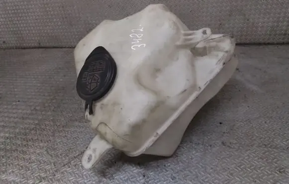 Toyota Prius (XW20) Windshield washer fluid reservoir/tank 060851145